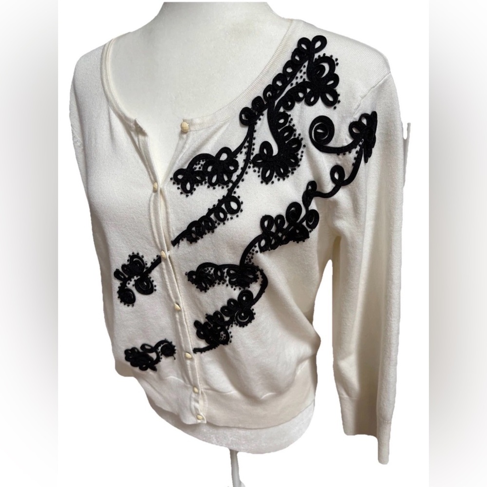 Spense Cardigan Sweater White with Black Floral Design Women’s Size Large